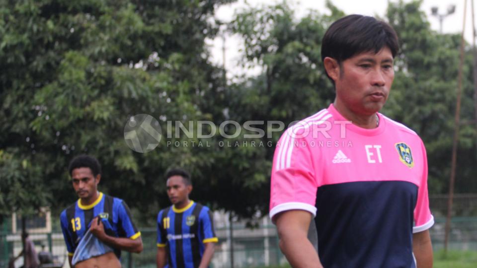 Eduard Tjong (Pelatih Persiram)